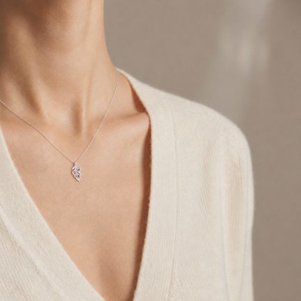 Сребърно колие “Gemstones Leaf”